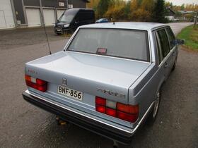 Volvo 760 vaihtoauto