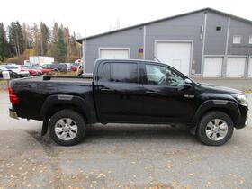 Toyota Hilux vaihtoauto