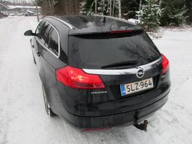 Opel Insignia vaihtoauto