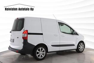 Ford Transit Courier vaihtoauto