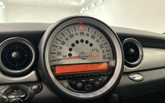 Mini Cooper vaihtoauto