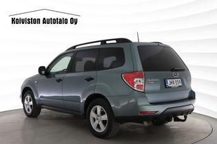 Subaru Forester vaihtoauto