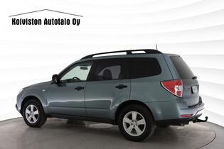 Subaru Forester vaihtoauto
