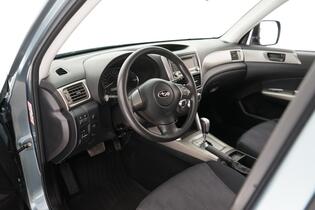 Subaru Forester vaihtoauto