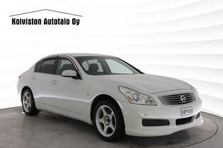 Nissan Skyline vaihtoauto