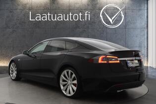 Tesla Model S vaihtoauto