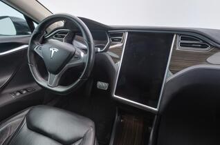 Tesla Model S vaihtoauto