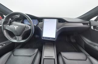Tesla Model S vaihtoauto