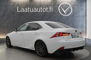 Lexus IS vaihtoauto