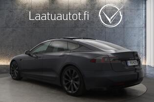 Tesla Model S vaihtoauto