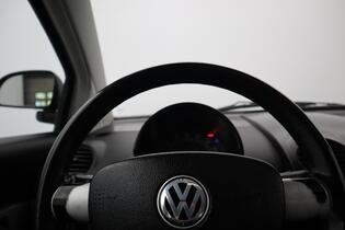 Volkswagen New Beetle vaihtoauto