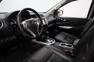 Nissan Navara vaihtoauto