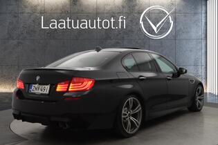 BMW M5 vaihtoauto