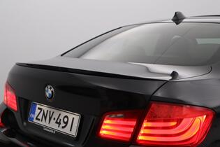 BMW M5 vaihtoauto