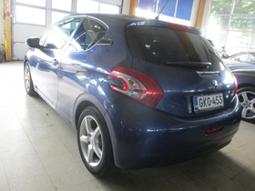 Peugeot 208 vaihtoauto