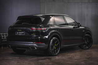 Porsche Cayenne vaihtoauto