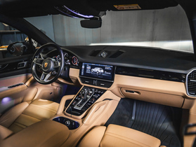 Porsche Cayenne vaihtoauto