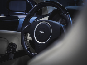 Aston Martin DB9 vaihtoauto