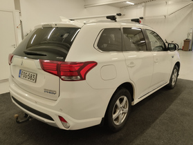 Mitsubishi Outlander PHEV vaihtoauto