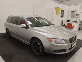 Volvo V70 vaihtoauto