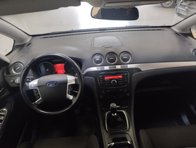 Ford S-MAX vaihtoauto