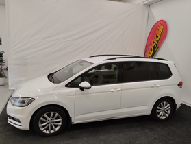 Volkswagen Touran vaihtoauto