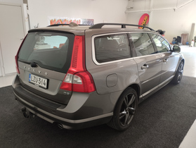 Volvo V70 vaihtoauto