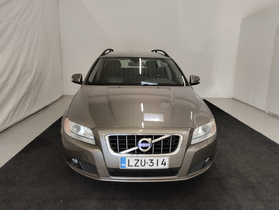 Volvo V70 vaihtoauto