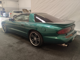 Pontiac Firebird vaihtoauto