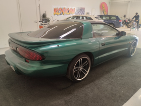 Pontiac Firebird vaihtoauto