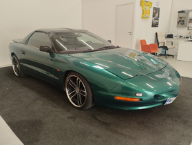 Pontiac Firebird vaihtoauto