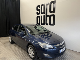Opel Astra vaihtoauto