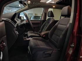 Volkswagen Touran vaihtoauto