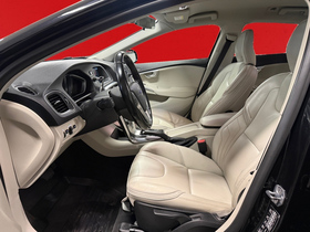 Volvo V40 Cross Country vaihtoauto