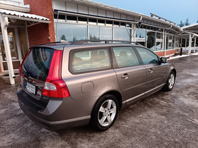 Volvo V70 vaihtoauto