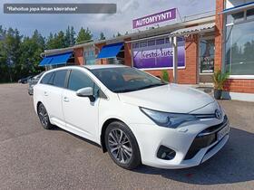 Toyota Avensis vaihtoauto