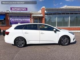 Toyota Avensis vaihtoauto