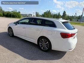 Toyota Avensis vaihtoauto