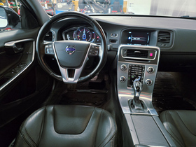 Volvo S60 Cross Country vaihtoauto