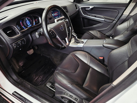 Volvo S60 Cross Country vaihtoauto