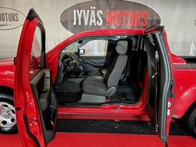 Nissan Navara vaihtoauto