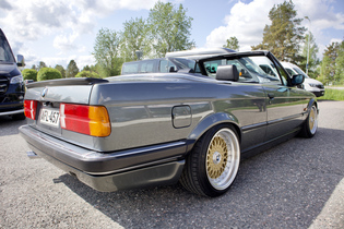 BMW 320 vaihtoauto