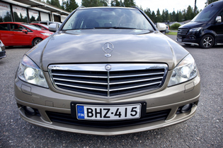 Mercedes-Benz C vaihtoauto