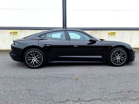 Porsche Taycan vaihtoauto