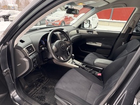 Subaru Forester vaihtoauto