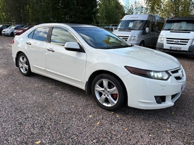Honda Accord vaihtoauto