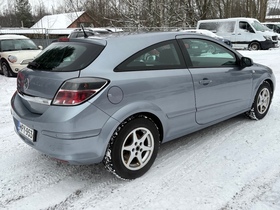 Opel Astra vaihtoauto