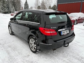 Mercedes-Benz B vaihtoauto