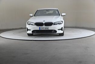 BMW 320 vaihtoauto