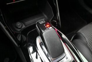 Peugeot e-2008 vaihtoauto